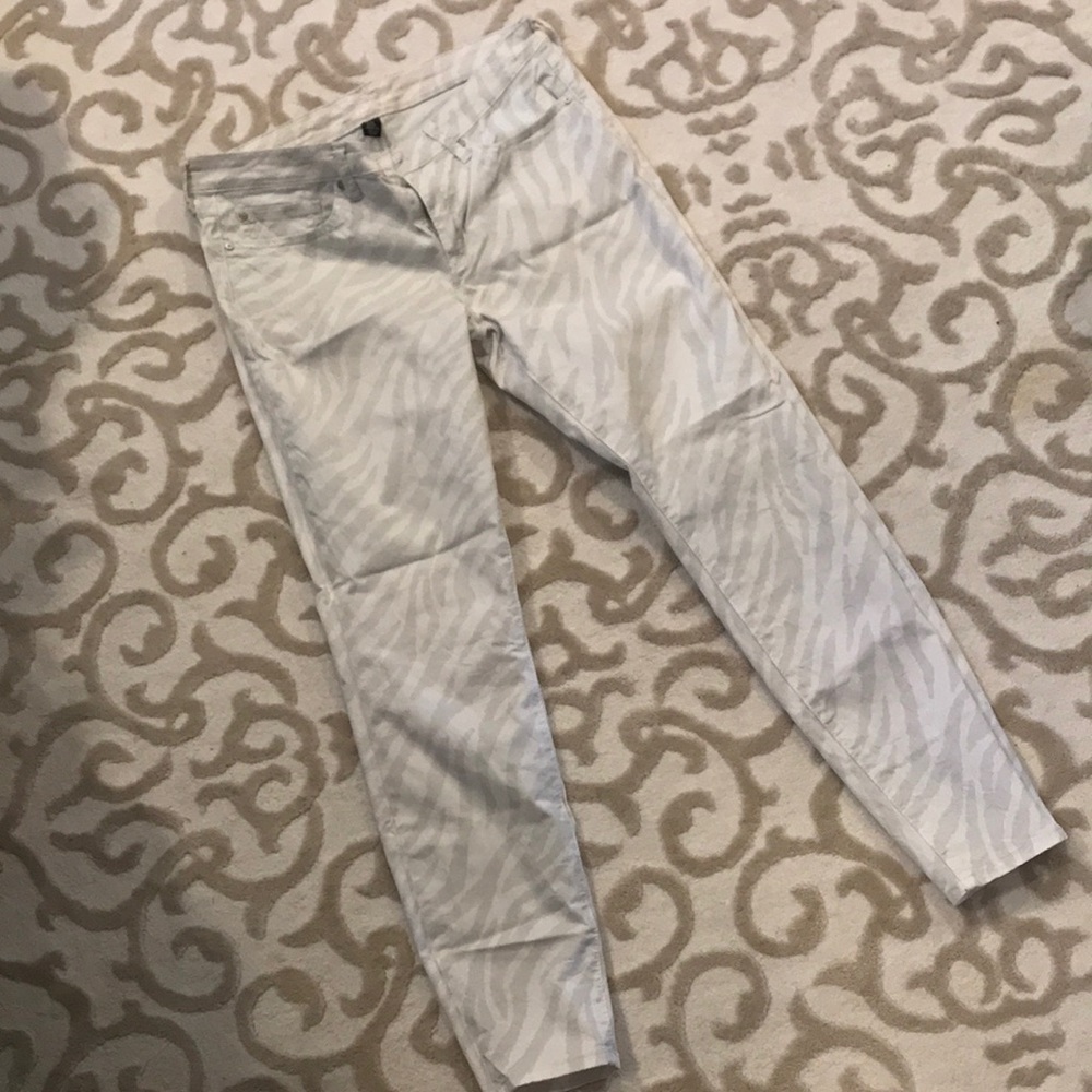 White zebra jeans